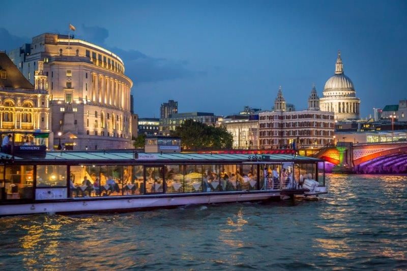 Bateaux London sunset cruise