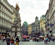 Vienna breaks record for overnight stays